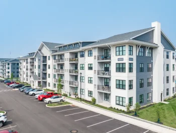 BuildingPhoto_54_gij3j5